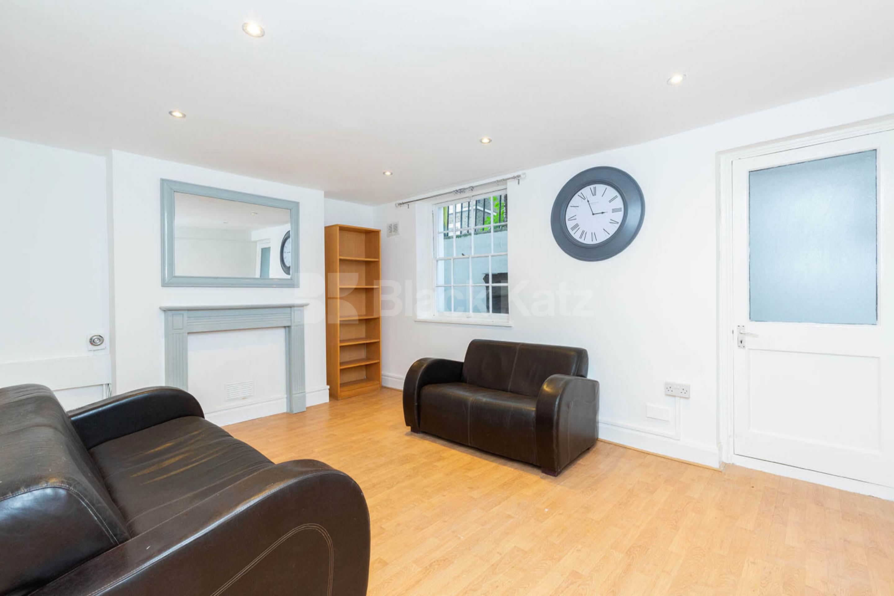perfect for sharers and located close to Angel station Remington Street, Angel N1